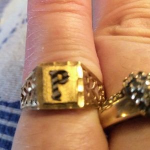 10k gold initial P ring